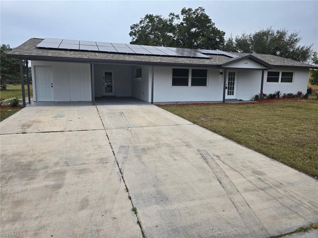 1007 E Jasmine RD LEHIGH ACRES, FL 33936