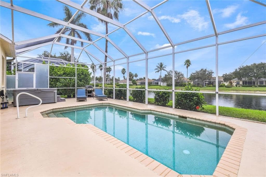 8710 Ibis Cove CIR NAPLES, FL 34119