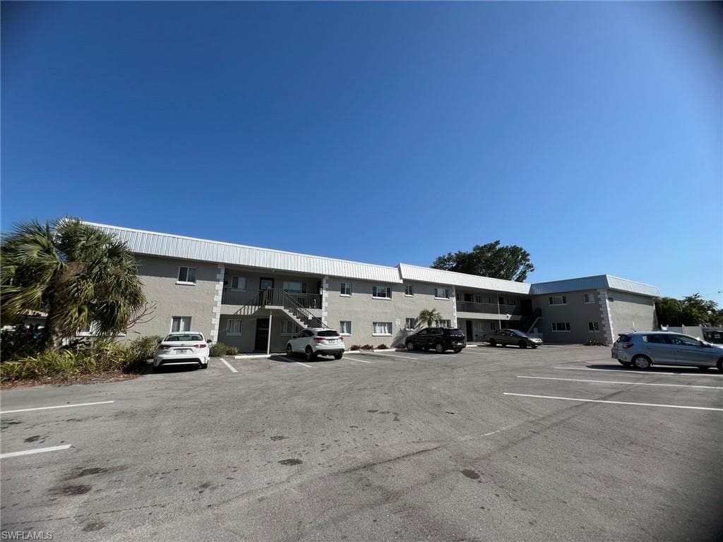 2135 Virginia AVE 2 FORT MYERS, FL 33901