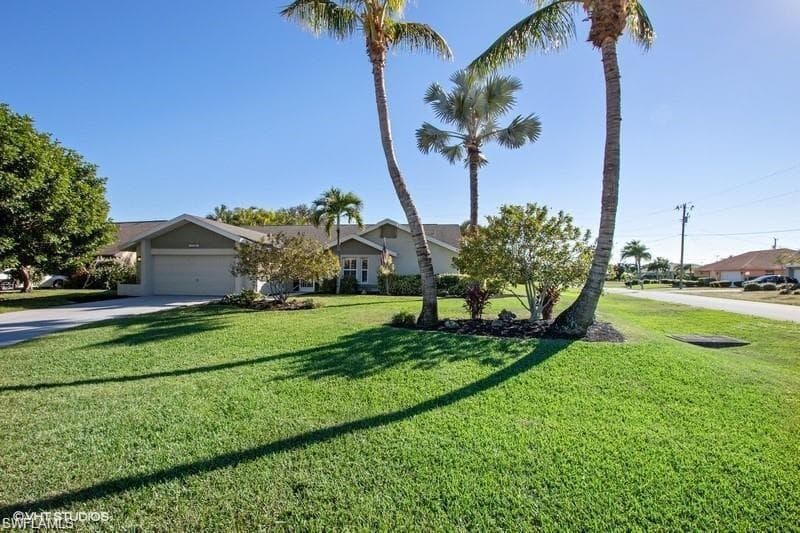 246 SW 39th ST CAPE CORAL, FL 33914
