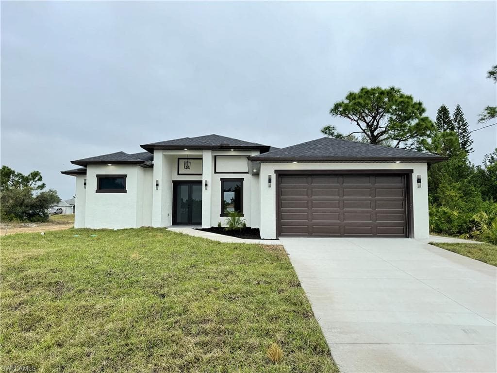 3018 12th ST W LEHIGH ACRES, FL 33971