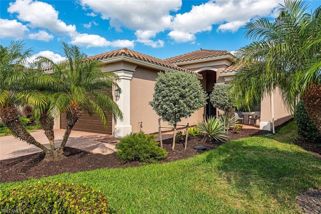 13612 Mandarin CIR NAPLES, FL 34109
