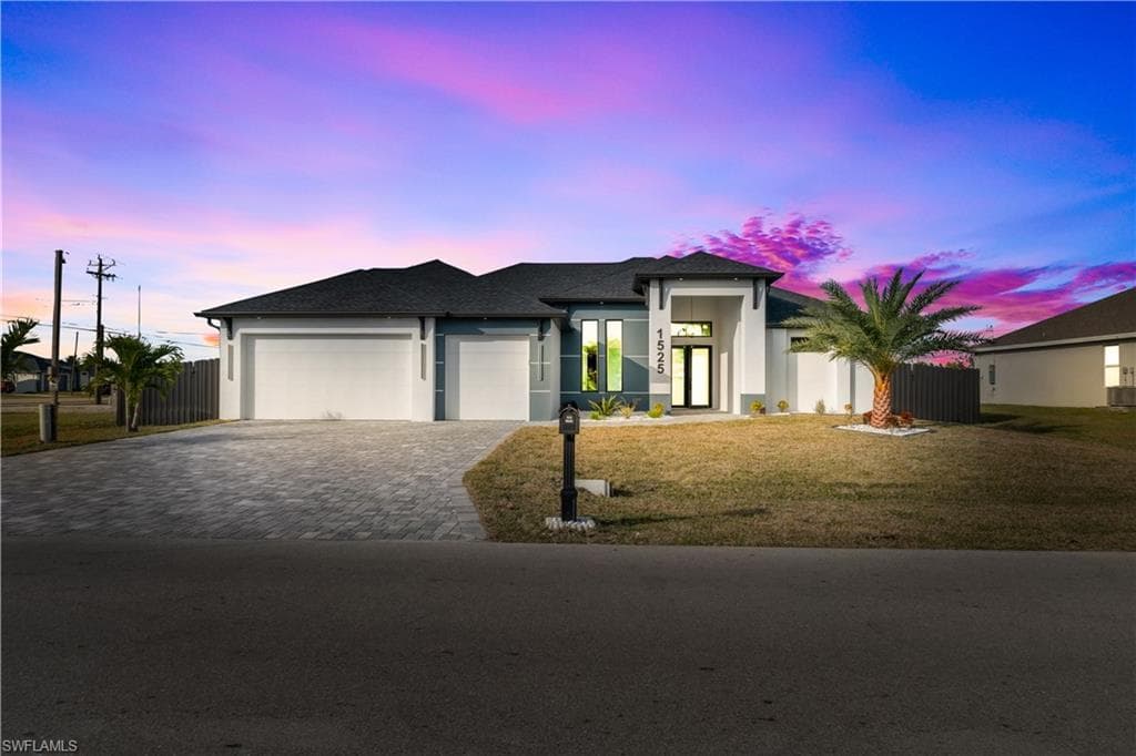 1525 NW 4TH ST CAPE CORAL, FL 33991