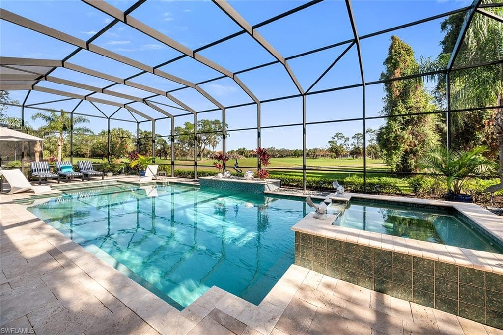 6653 Costa CIR NAPLES, FL 34113