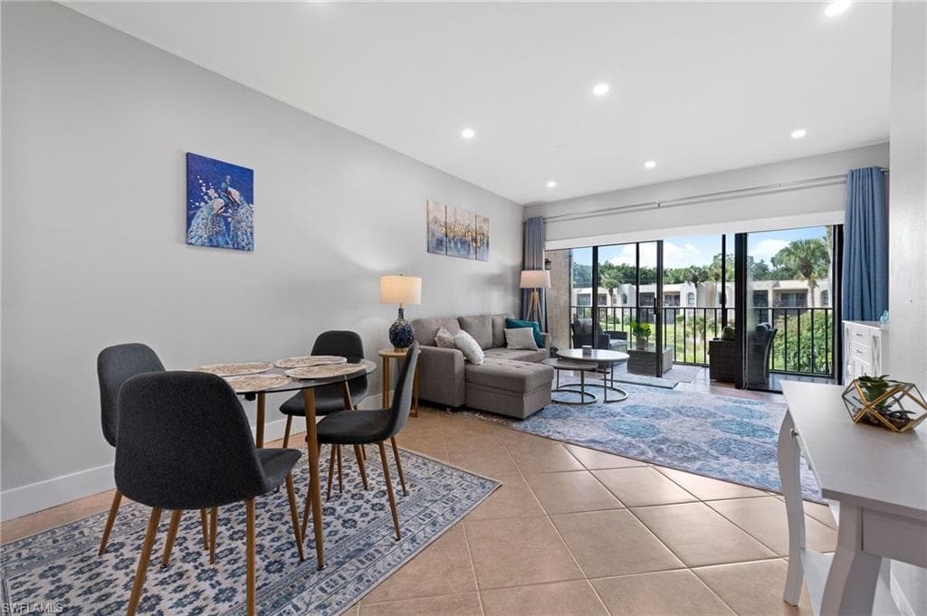 3320 Olympic DR 126 NAPLES, FL 34105