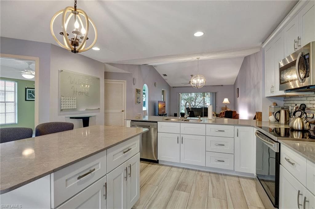 668 Mardel CT 805 NAPLES, FL 34104