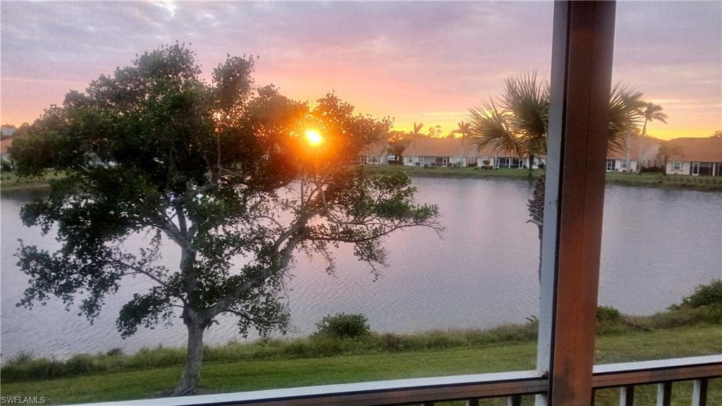186 Gabriel CIR 8 NAPLES, FL 34104