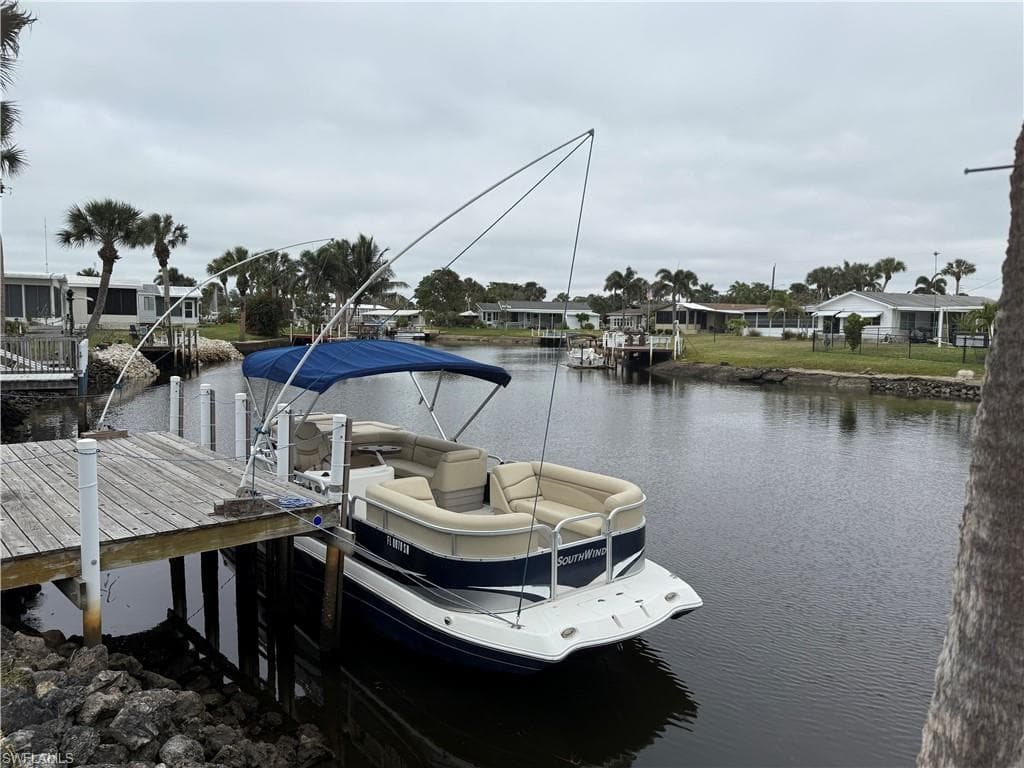 19 Aquamarine AVE 19Q NAPLES, FL 34114