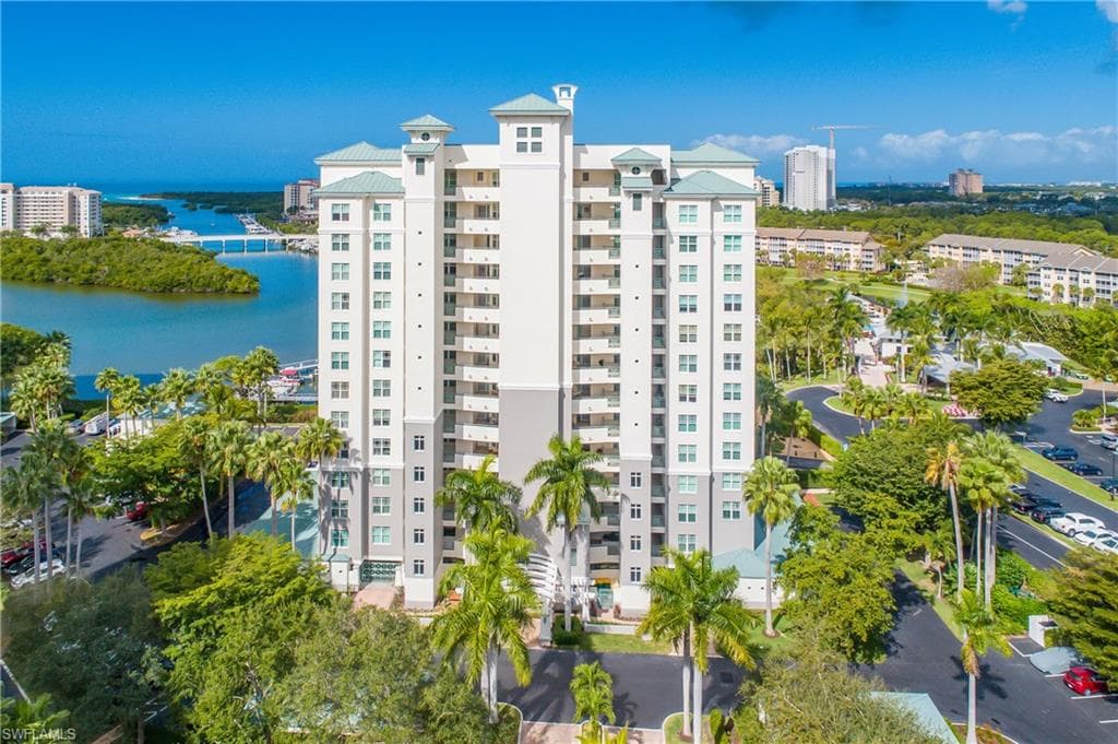 430 Cove Tower DR 803 NAPLES, FL 34110