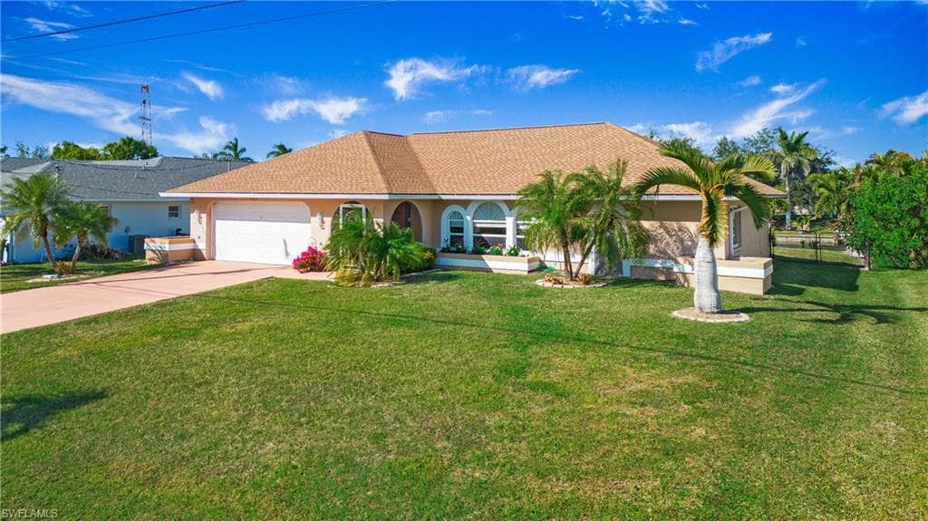 125 17th ST CAPE CORAL, FL 33990