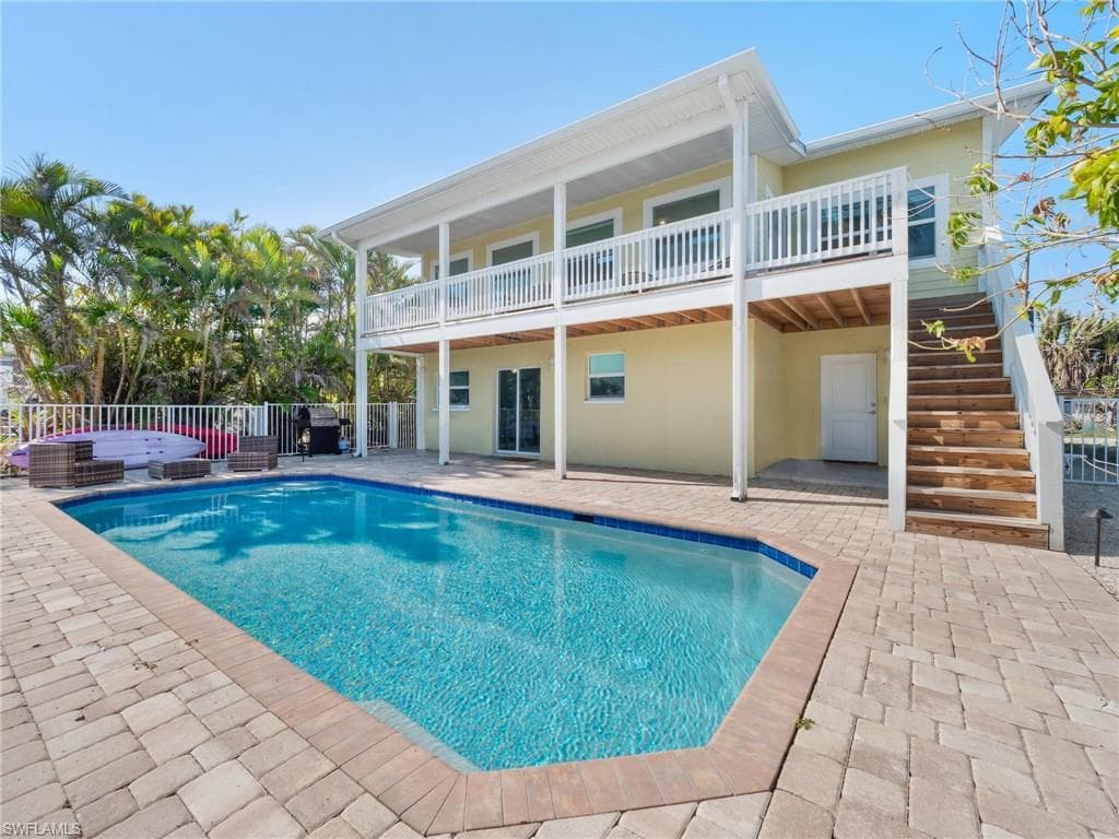 2597 Third ST MATLACHA, FL 33993