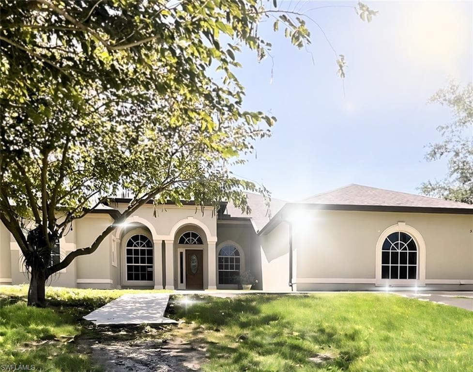5945 Desoto BLVD N NAPLES, FL 34120