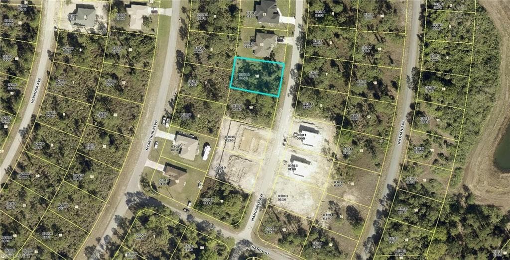 316 Mangonia AVE LEHIGH ACRES, FL 33974