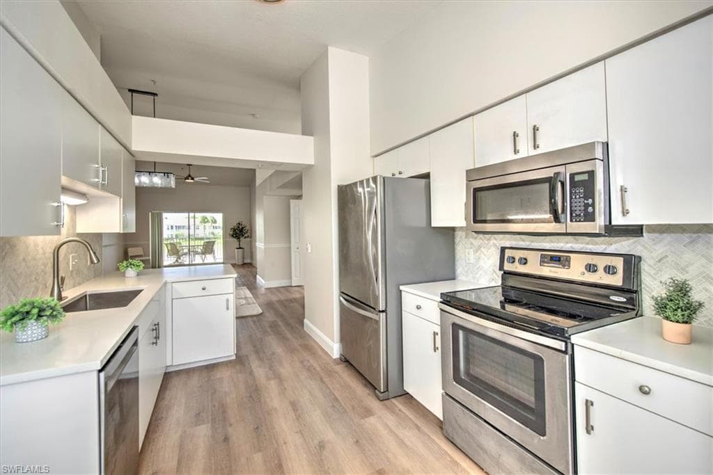 25746 Lake Amelia WAY 204 BONITA SPRINGS, FL 34135