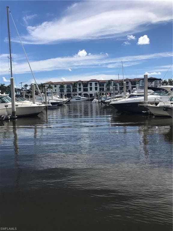 801 River Point DR NAPLES, FL 34102
