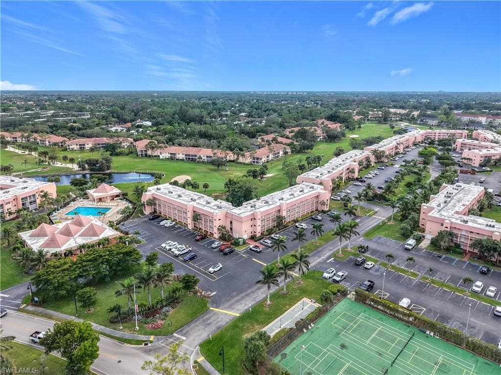 175 Turtle Lake CT 310 NAPLES, FL 34105