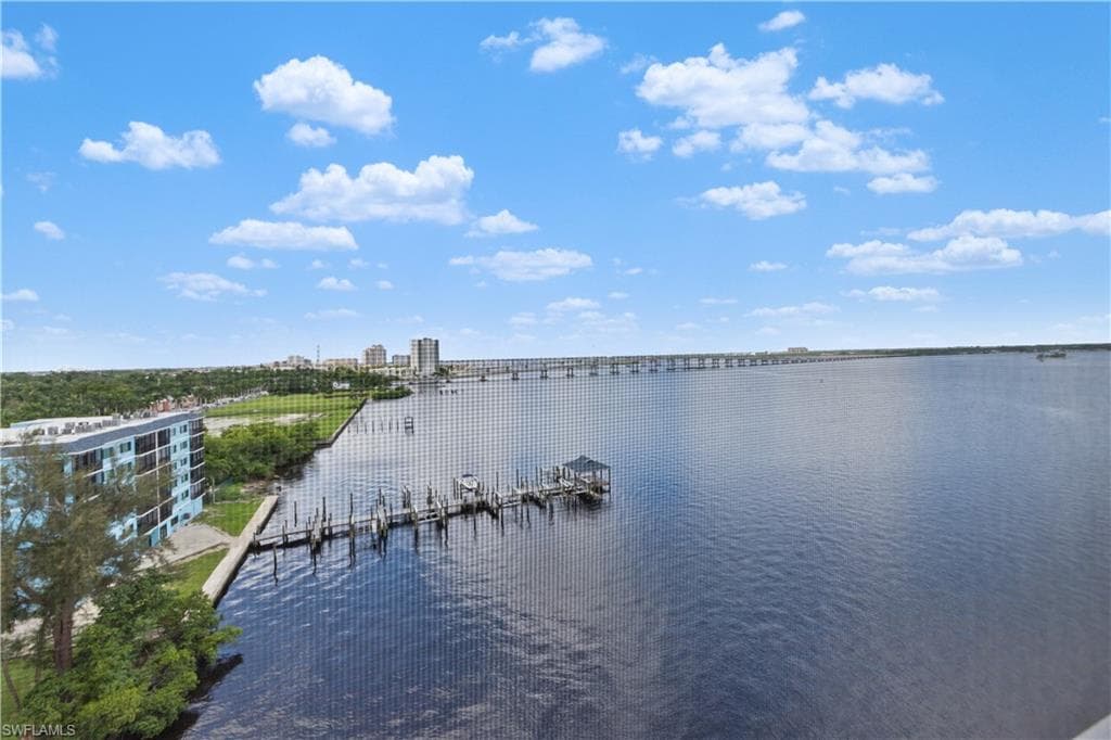 2743 1st ST 803 FORT MYERS, FL 33916