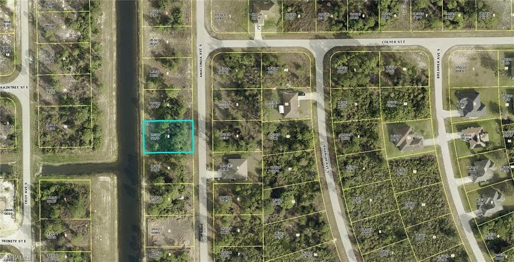 750 Anaconda AVE S LEHIGH ACRES, FL 33974