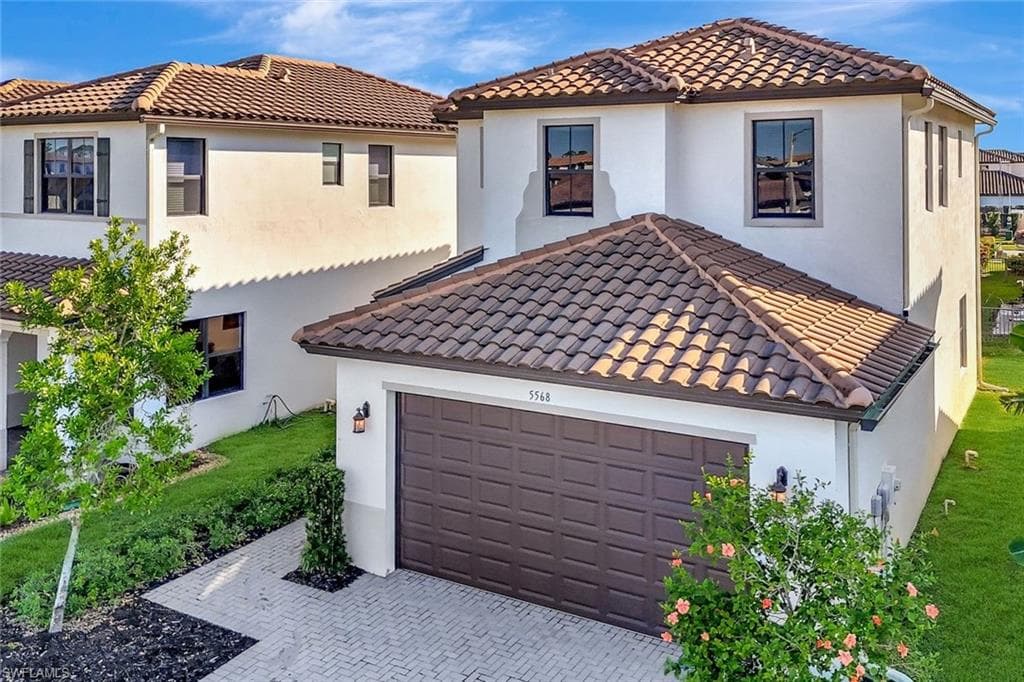 5568 Morino WAY AVE MARIA, FL 34142