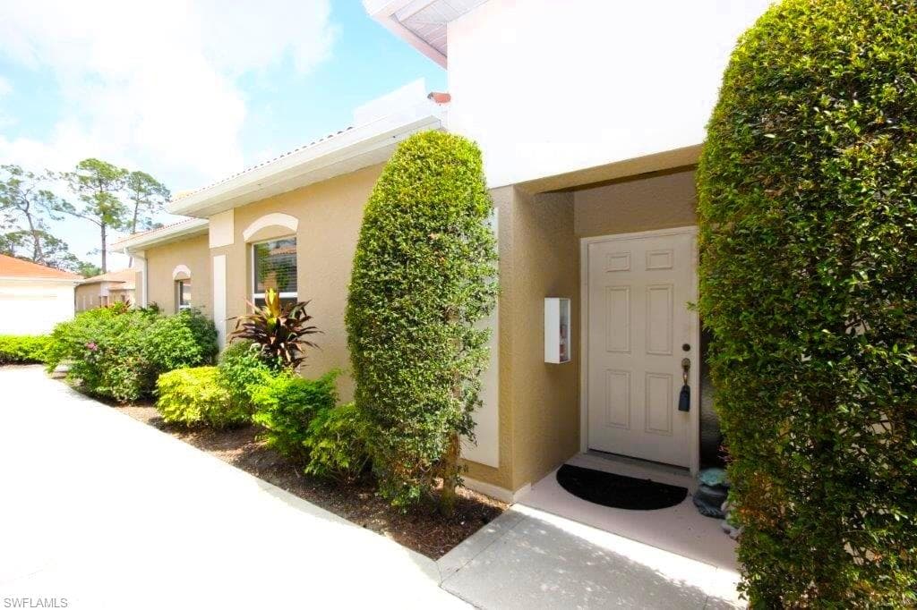 7858 Sanctuary CIR 2 NAPLES, FL 34104