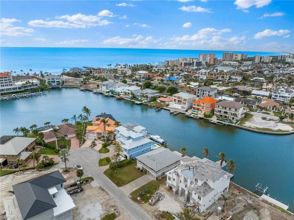259 Trade Winds AVE NAPLES, FL 34108