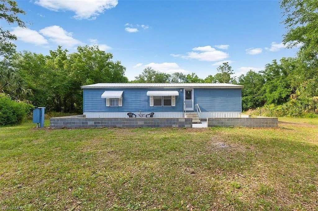 135 Golden Oaks ZOLFO SPRINGS, FL 33890