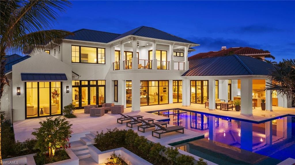 2020 7th ST S NAPLES, FL 34102
