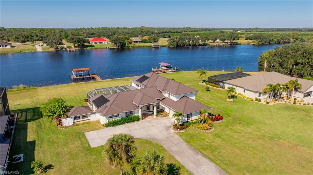 5276 River Blossom LN FORT DENAUD, FL 33935
