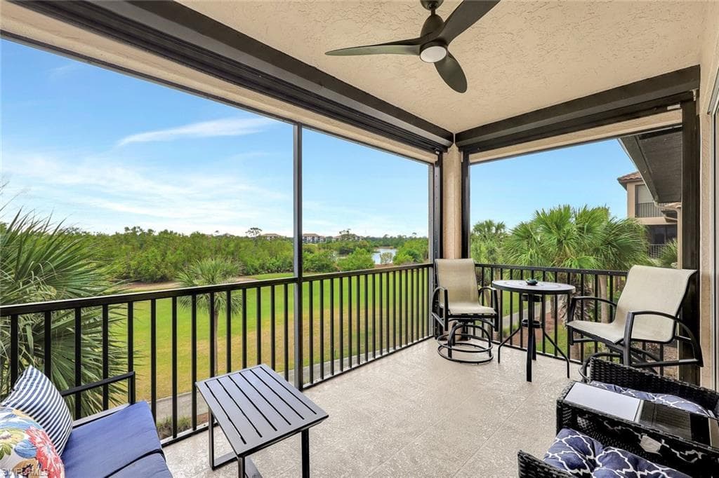 20800 Hammock Greens LN 305 ESTERO, FL 33928