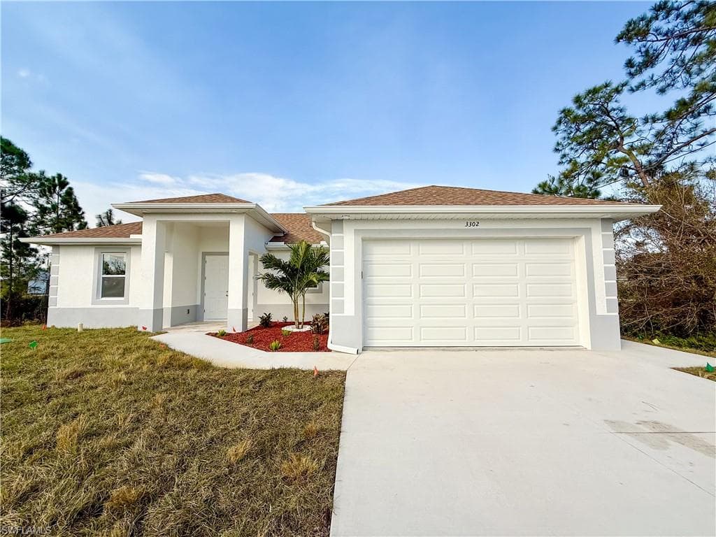 3302 27th ST SW LEHIGH ACRES, FL 33976