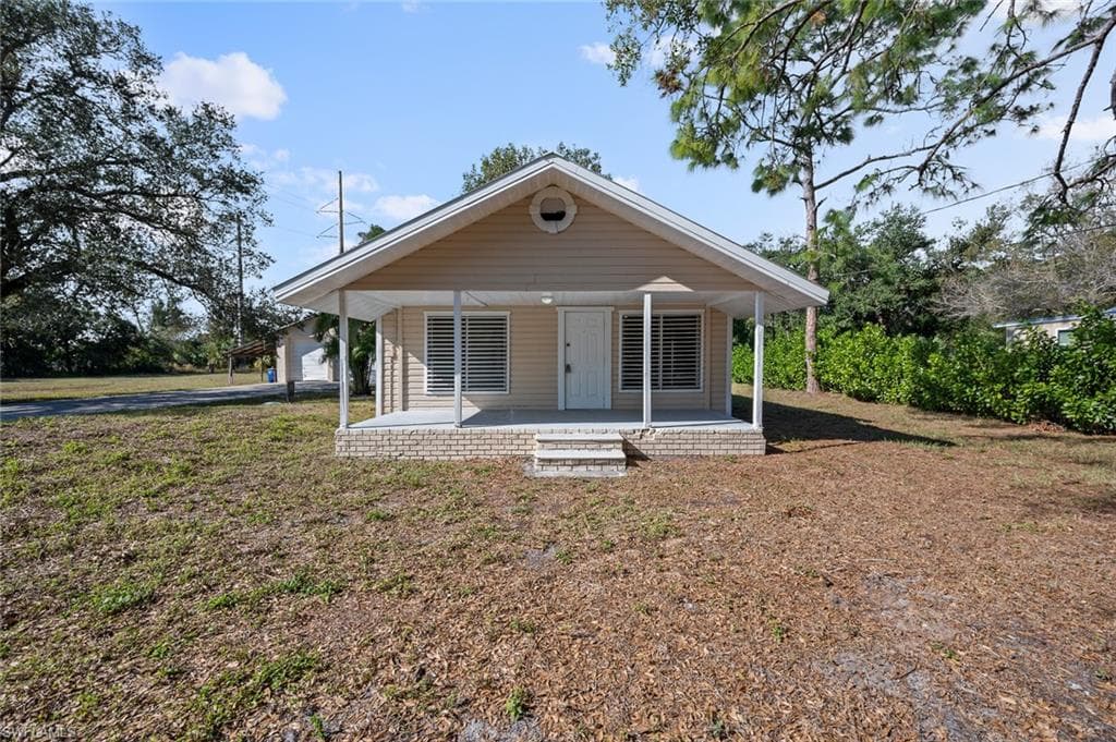 7510 Marx DR NORTH FORT MYERS, FL 33917
