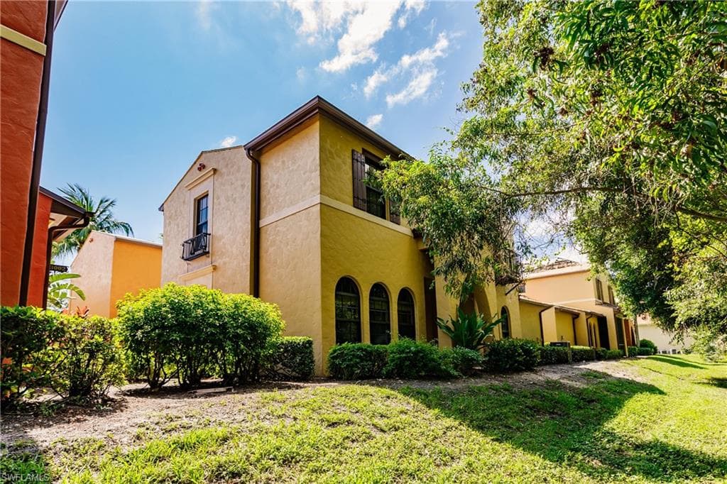 9153 Chula Vista ST 13204 NAPLES, FL 34113