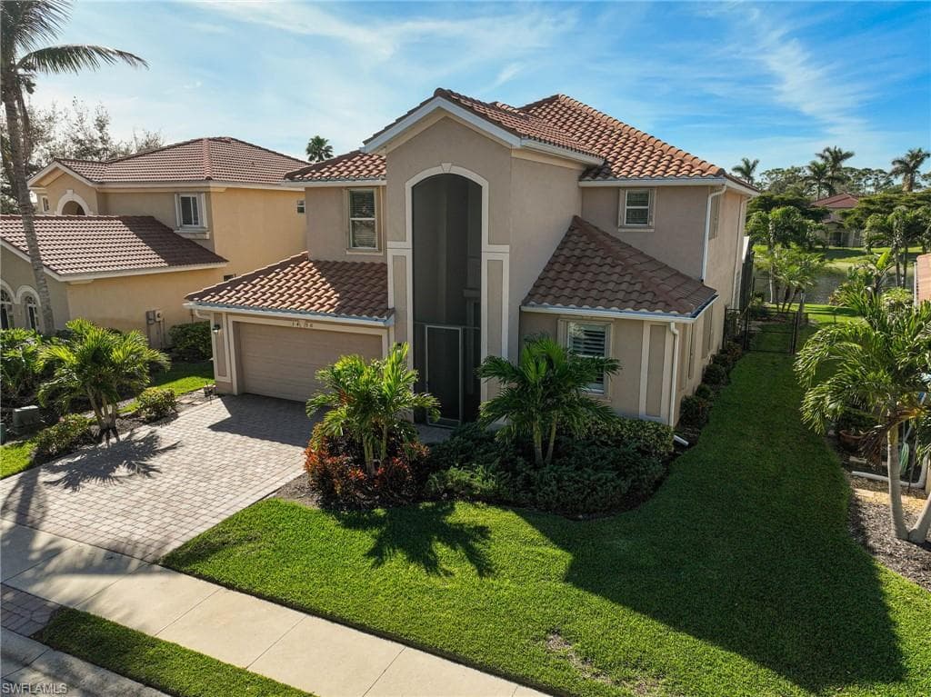 3450 Malagrotta CIR CAPE CORAL, FL 33909