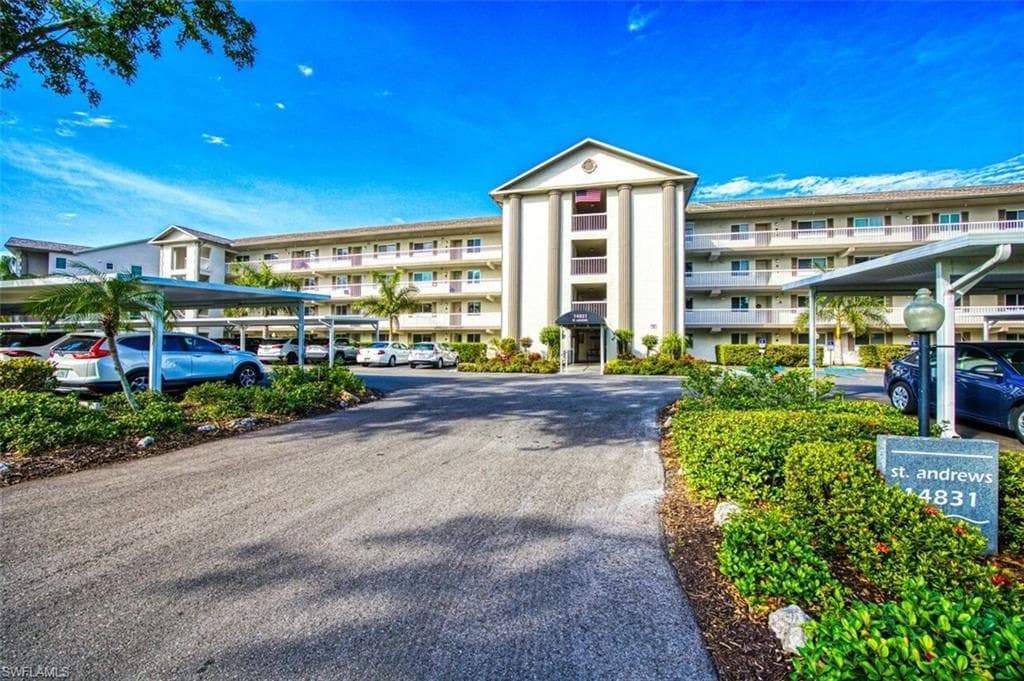 14831 Hole In 1 CIR 106 FORT MYERS, FL 33919