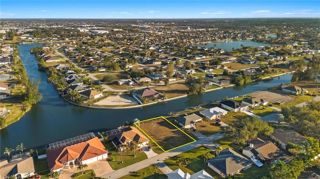 1807 NE 2nd ST CAPE CORAL, FL 33909