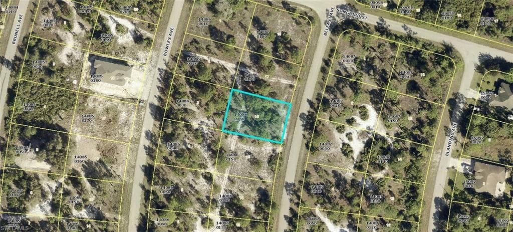 1252 Belfast AVE FORT MYERS, FL 33913