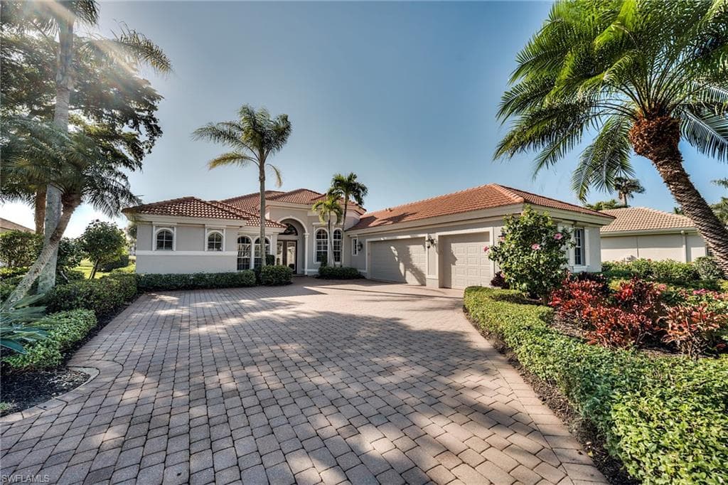 22650 Fairlawn CT ESTERO, FL 34135