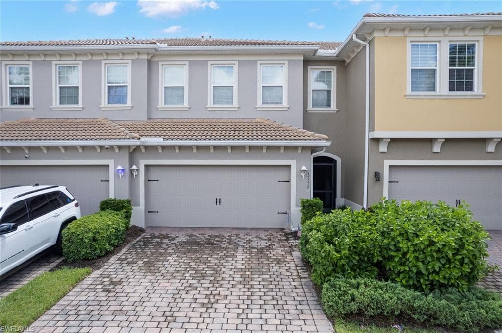 3757 Tilbor CIR FORT MYERS, FL 33916