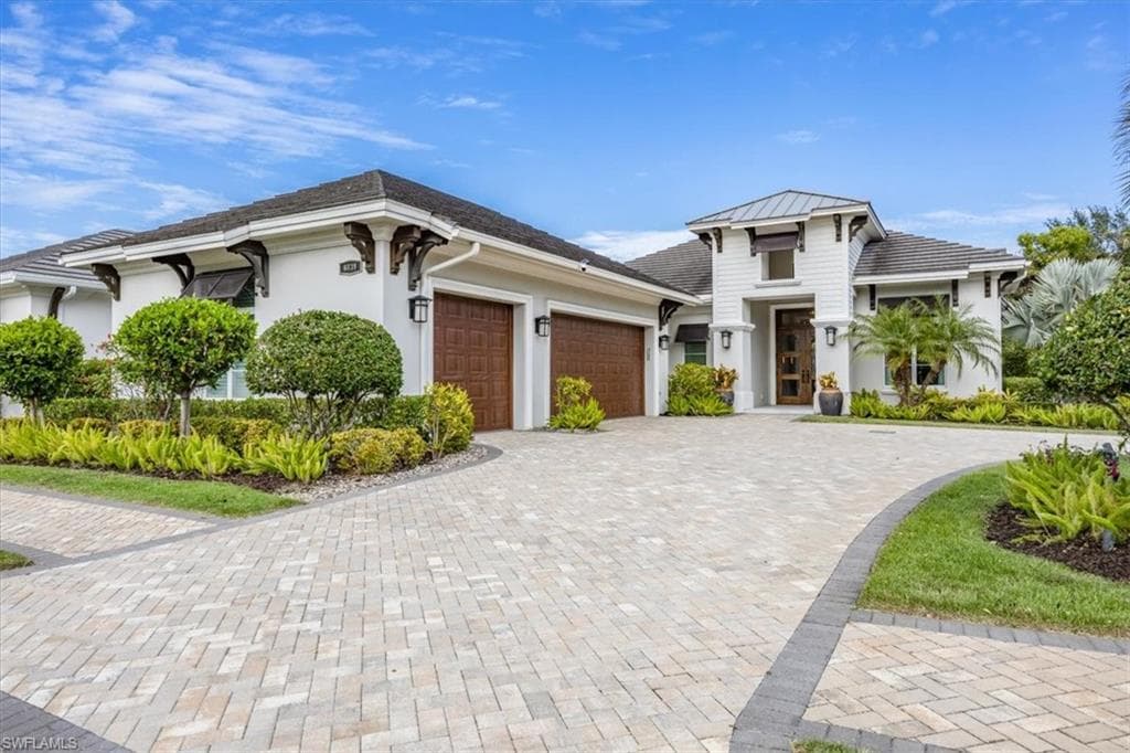 6839 Mangrove AVE NAPLES, FL 34109