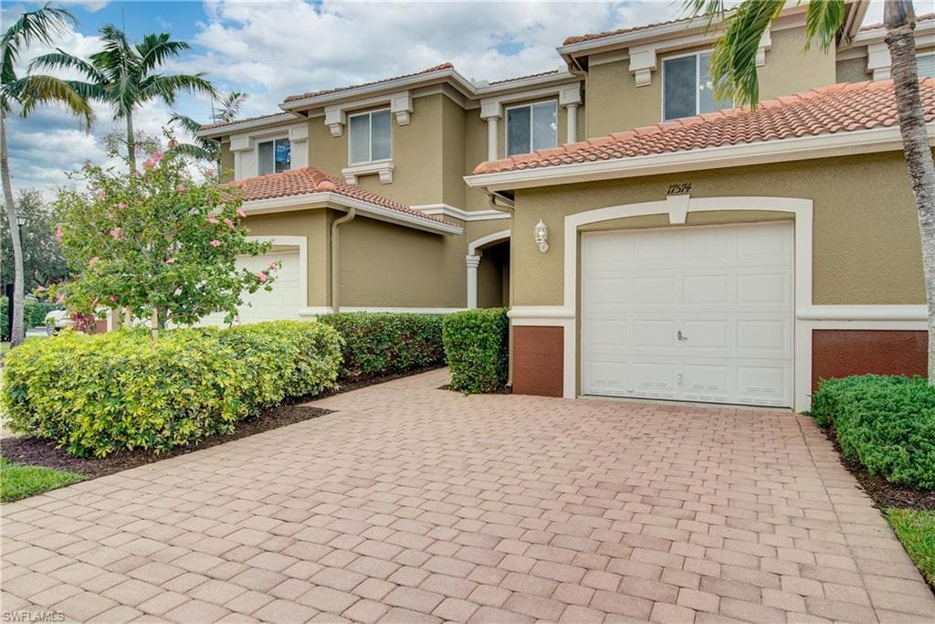 17574 Brickstone LOOP FORT MYERS, FL 33967