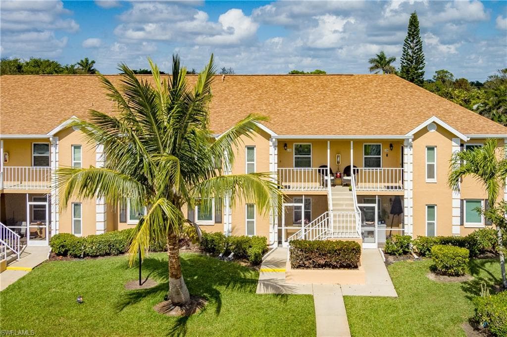 1850 W Crown Pointe BLVD A103 NAPLES, FL 34112