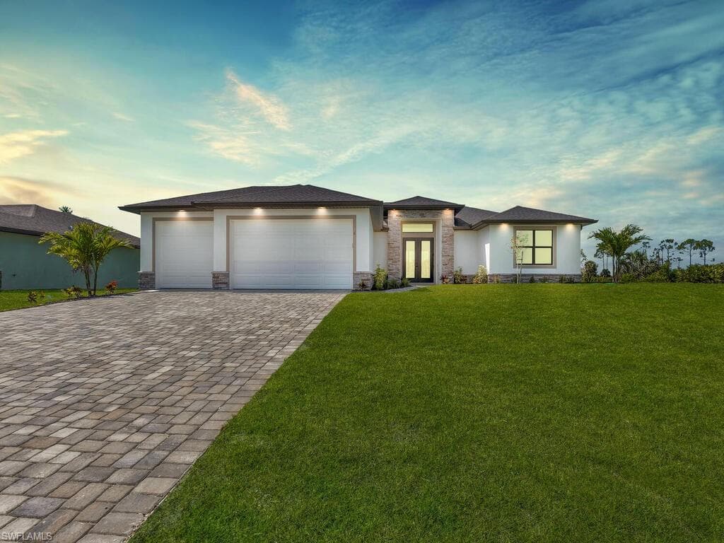 3624 NW 38th TER CAPE CORAL, FL 33993