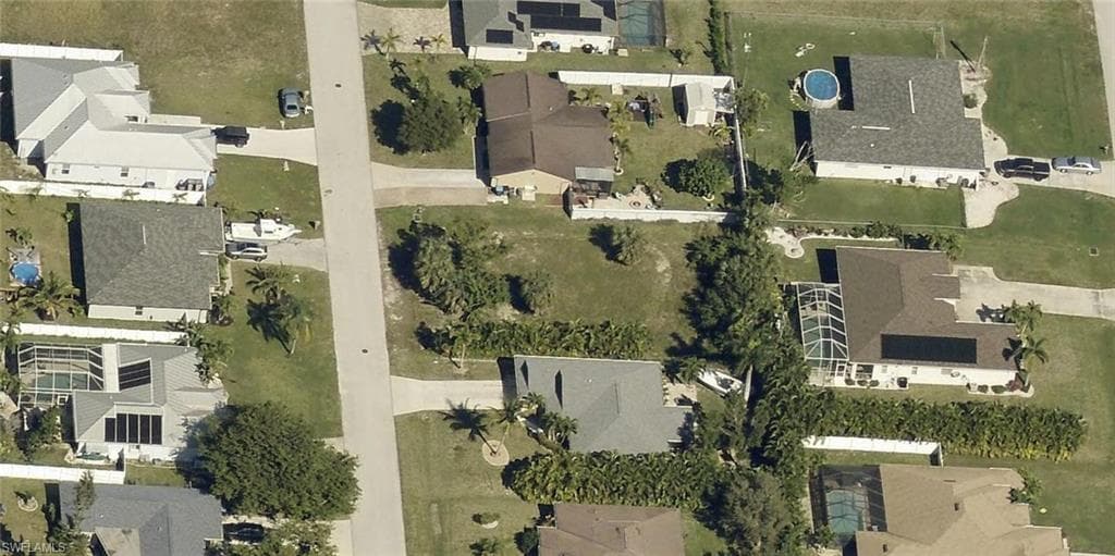 1317 SW 5th PL CAPE CORAL, FL 33991