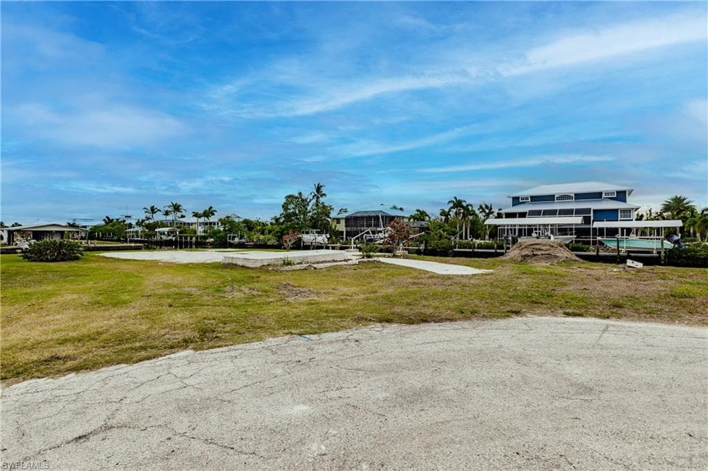 2680 Patterson CT ST. JAMES CITY, FL 33956