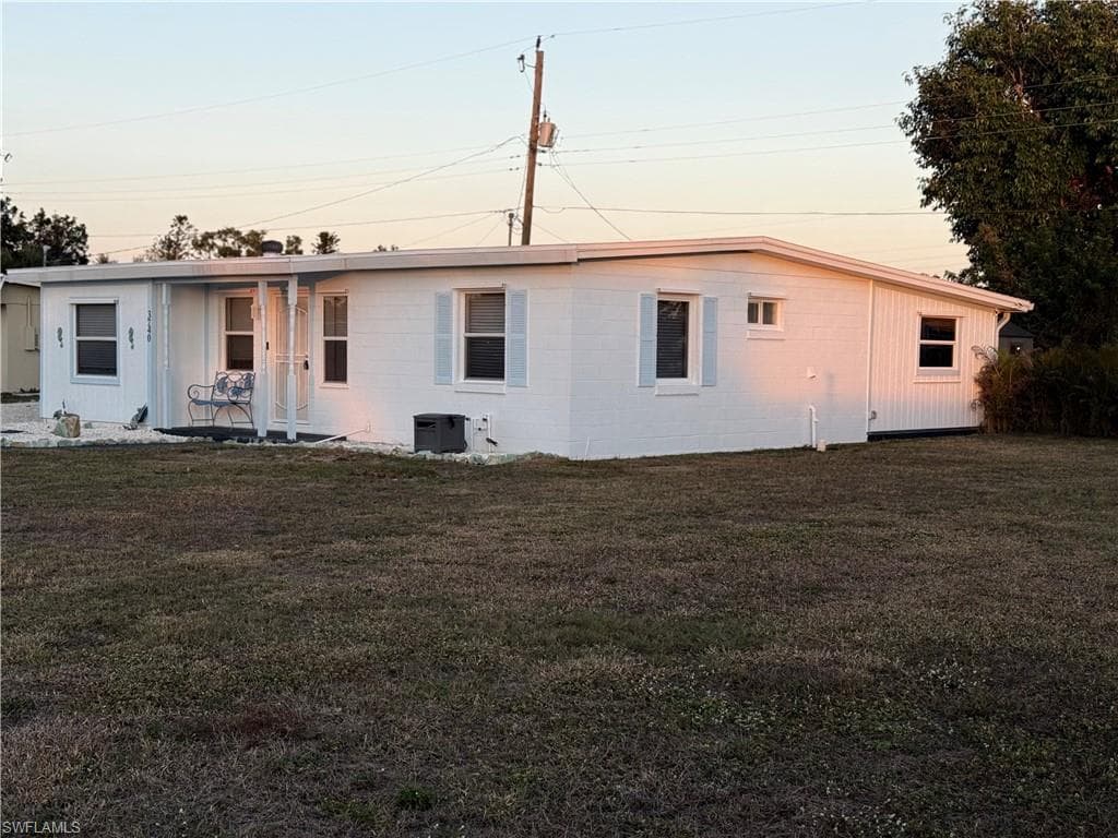 3740 Easy ST PORT CHARLOTTE, FL 33952
