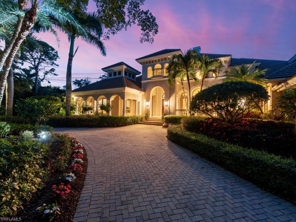 26230 Woodlyn DR BONITA SPRINGS, FL 34134