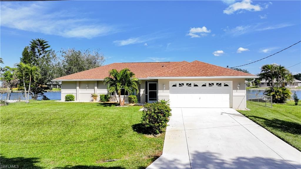 8313 Coral DR FORT MYERS, FL 33967
