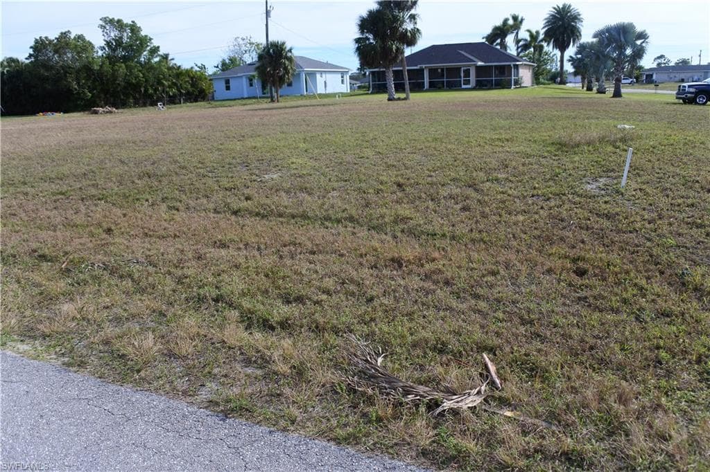 2014 NE 25th TER CAPE CORAL, FL 33909