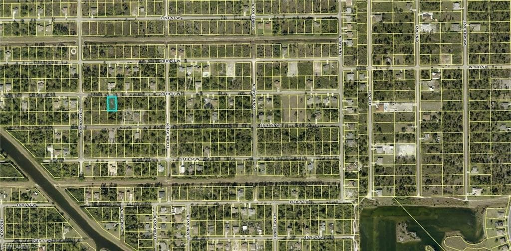 2713 19th ST W LEHIGH ACRES, FL 33971