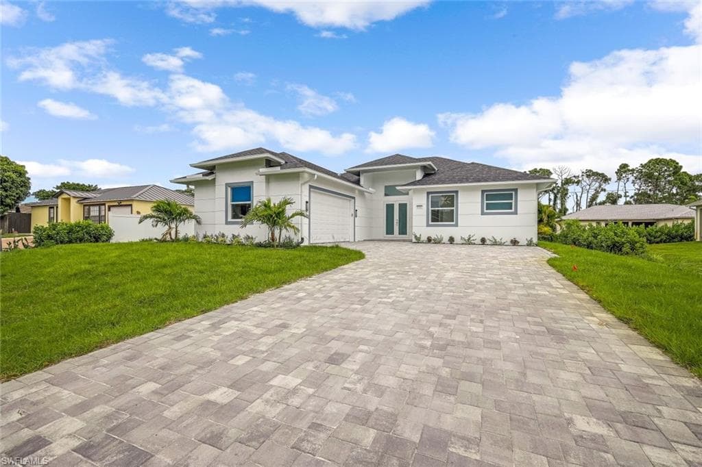 9107 Henry RD FORT MYERS, FL 33967
